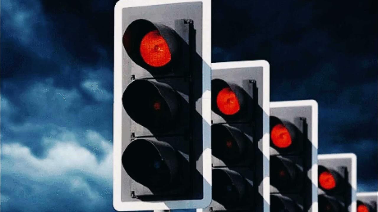 Traffic light red. Красный светофор. Красный сигнал светофора. Красный цвет светофора. Запрещающий сигнал светофора.