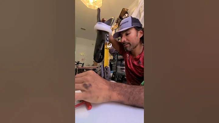 Prosthetic Cycling Leg Adjustment for Dummies #prosthetics #prostheticleg #prosthetist