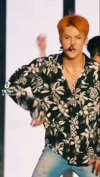 Sehun perfect body with a perfect smile edit~ |#Exo#Tiktok