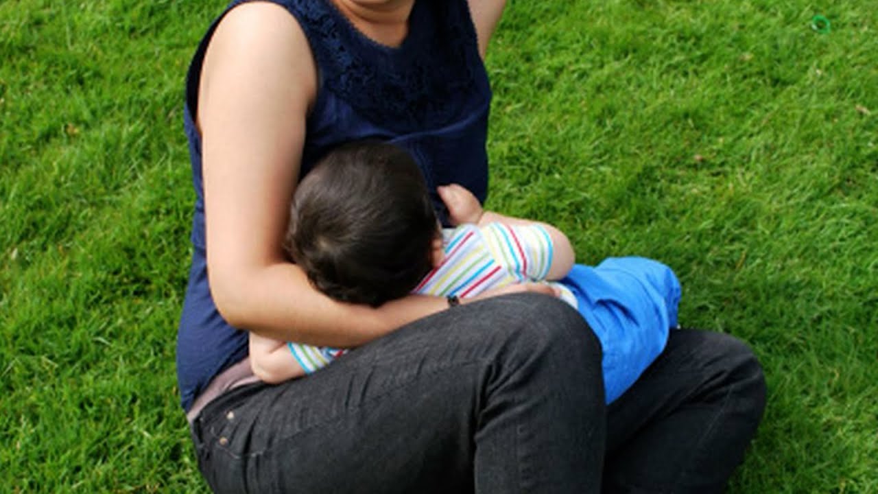 Health Check Breastfeeding/Latching Techniques YouTube