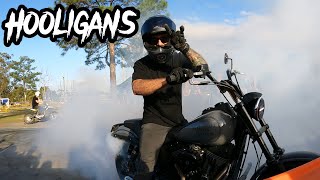 HOOLIGANS - Harley-Davidson stunt show - Hoedown at the showground