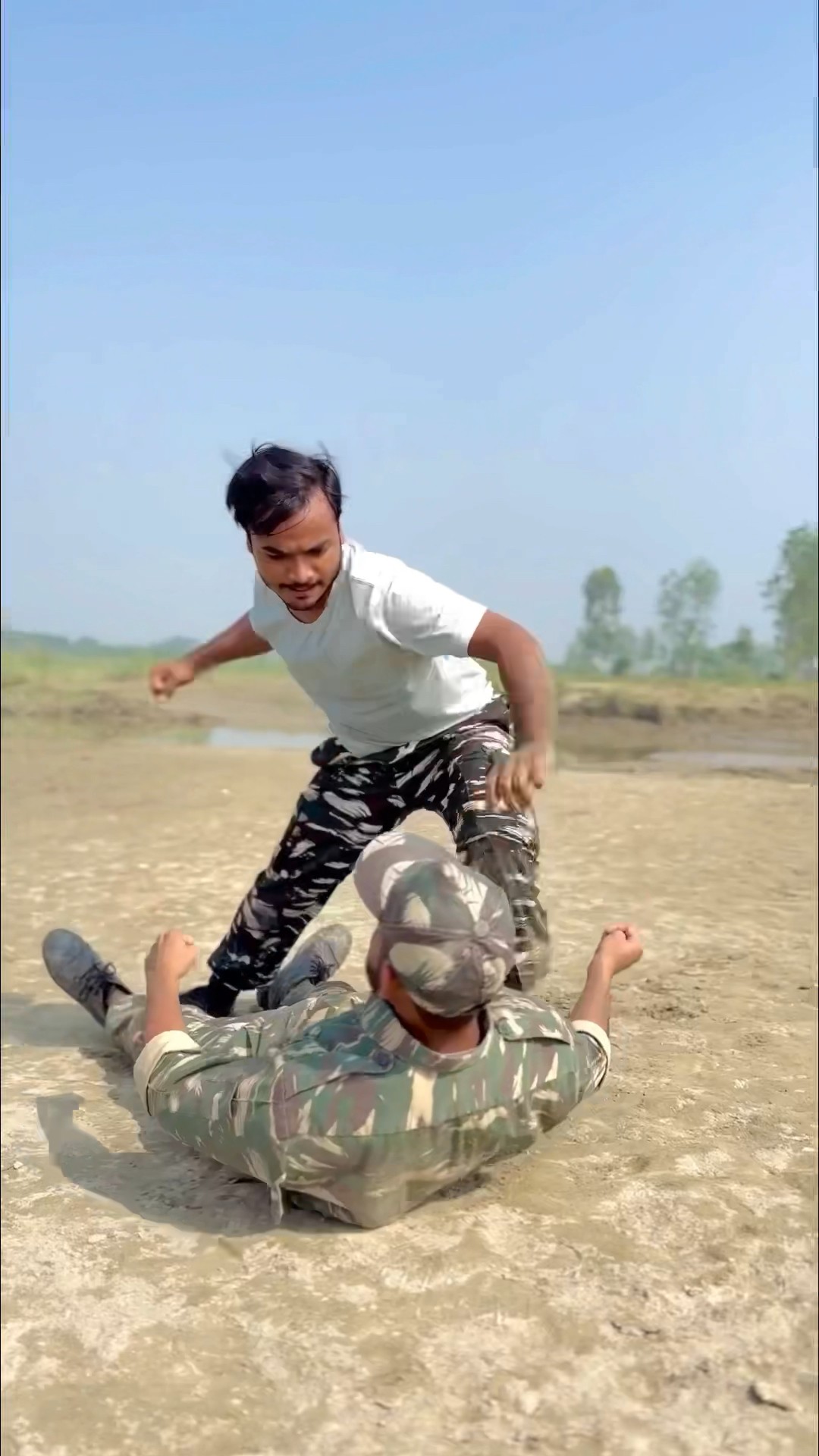 ये धरती मेरी माँ ❤️?? है? #foryou #army #armyemotional #indianarmy #dharti #shortsfeed #dhartimaa