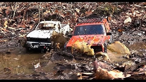 SCX10 VS SCX10 2 RC Mudding Battle! Winching and 4x4 Deep Bogging!