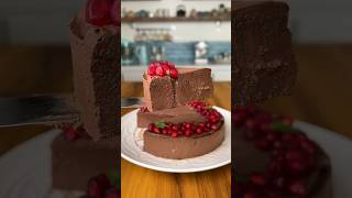 Viral 2 Ingredient Chocolate Cake 😍