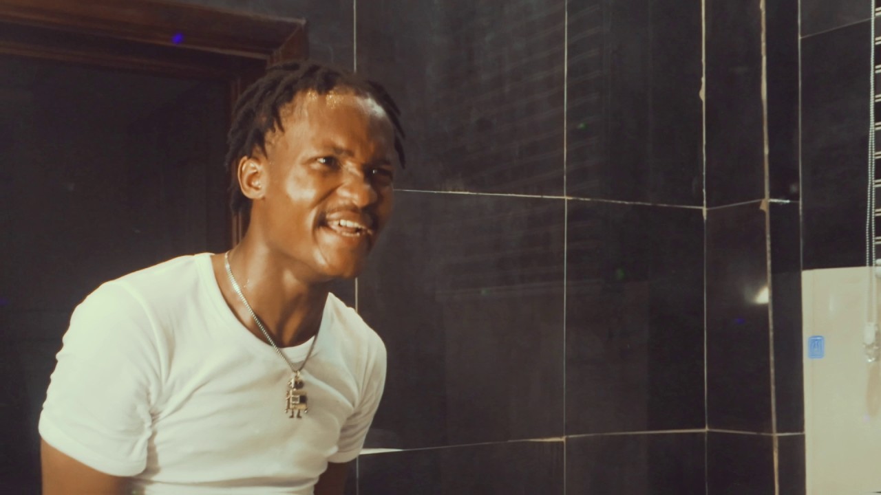 malo4eva - Still Out Here (Официальный музыкальный клип)