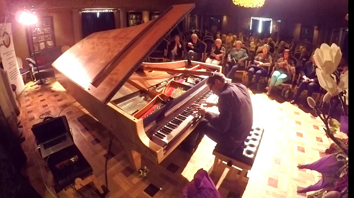 Improvisation for piano and didgeridoo by Ashley H...