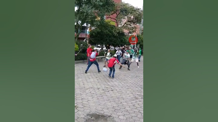 Hinchas del Nacional y el Medellín se enfrentan en Caldas, Antioquia