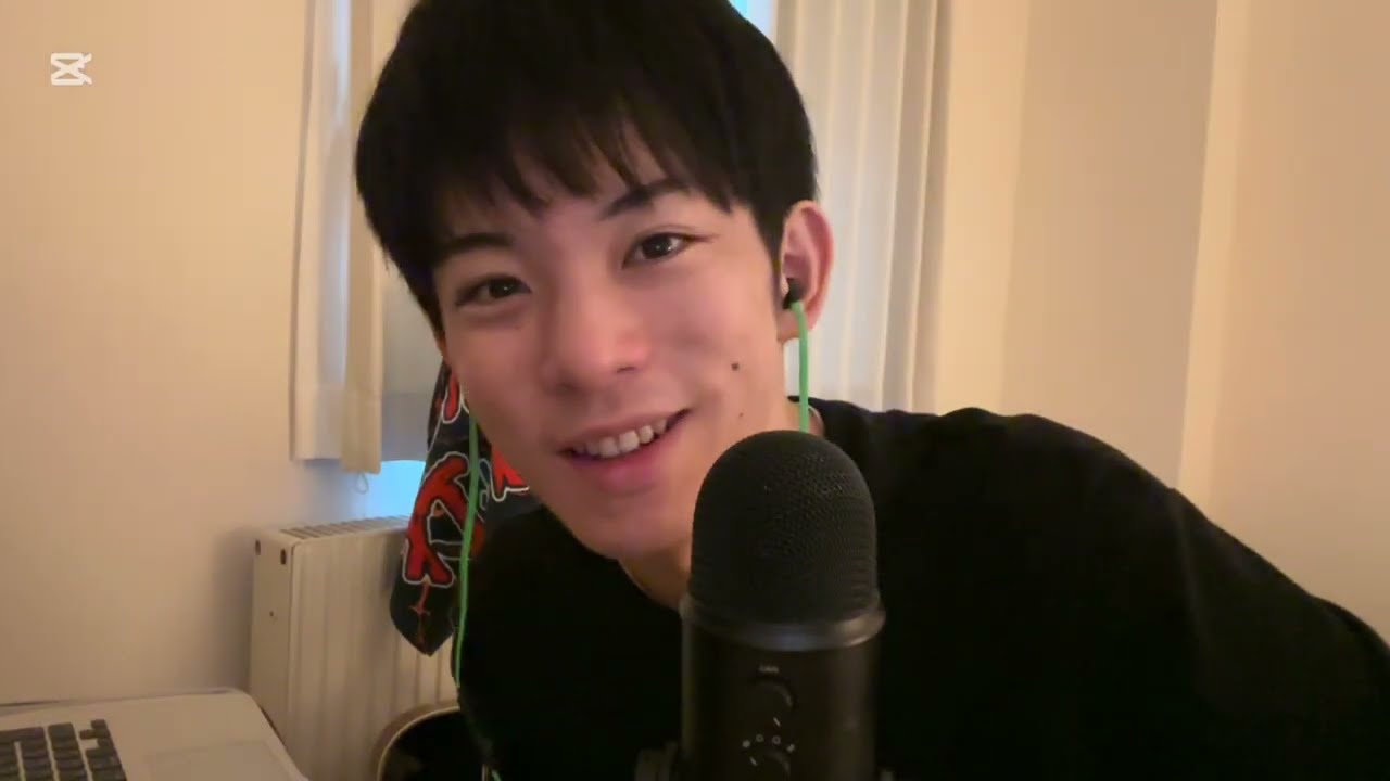 [ASMR] TICKLE AND MOUTH SOUNDS MORE 