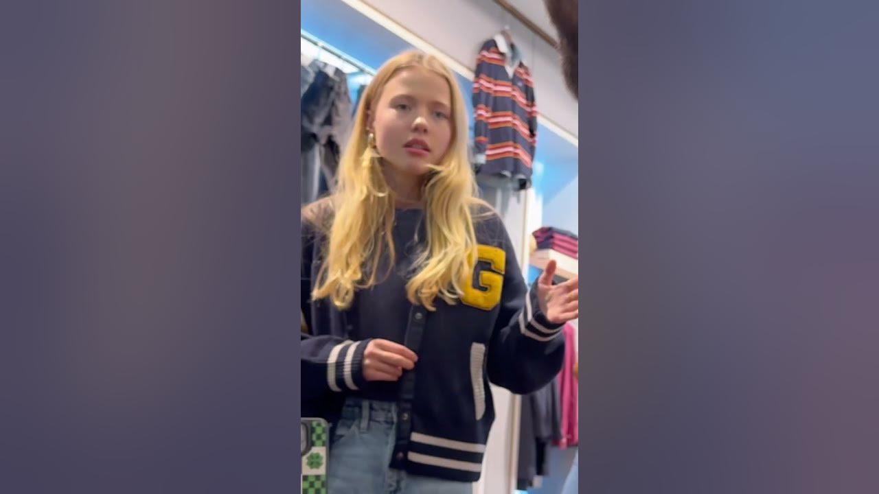This 14 years old girl shocked everyone with her voice 😱