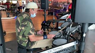 Abg Yazid (Search ExDrummer) trying out Roland VDrum