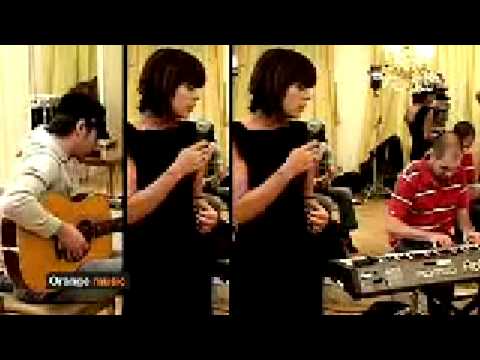 Lily Allen Music Express Session