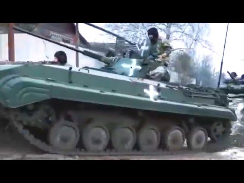Video: Sebuah mobil lapis baja GAZ-2330 