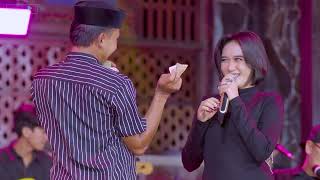 KAWIN KONTRAK - Della Monica feat. Komar // Berapapun maskawinnya aku bayar kontan