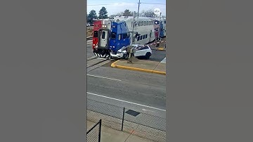 Train slams into SUV moments after Utah driver escapes vehicle