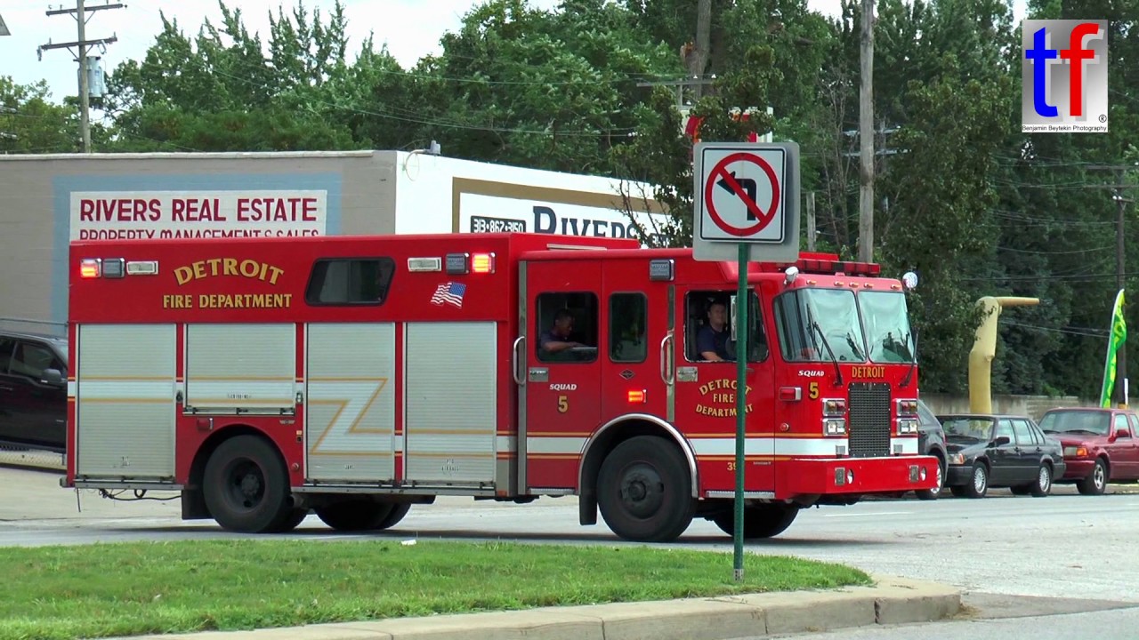 Detroit Fire Department Brand New Engine 30 Coming Going 08 20 2016 Youtube