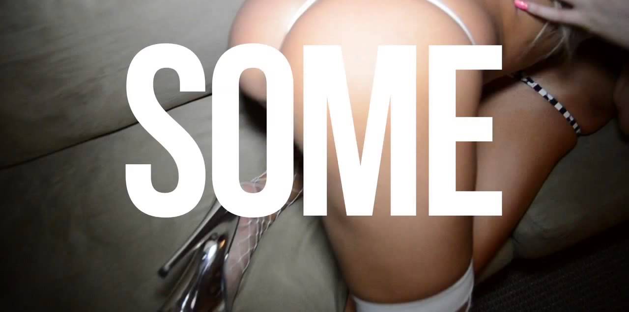 Dj Kronic Feat. Bombs Away - Looking For Some Girls.