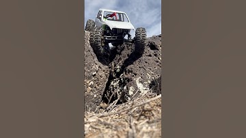 This #gladiusxl is so 🔥 #riogrande Like&Sub4more #scx24 #jconcepts #lgrp #wtmicro #bamftireinserts