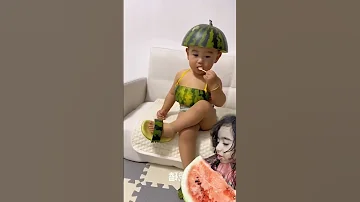 بطيخ مع بطيخ شفا Shorts 