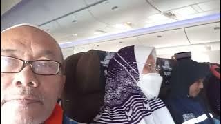 Pesawat GA 931 yg membawa jamaah haji Kloter JKG 30 Lamteng, landing  jam 15.50 wib....
