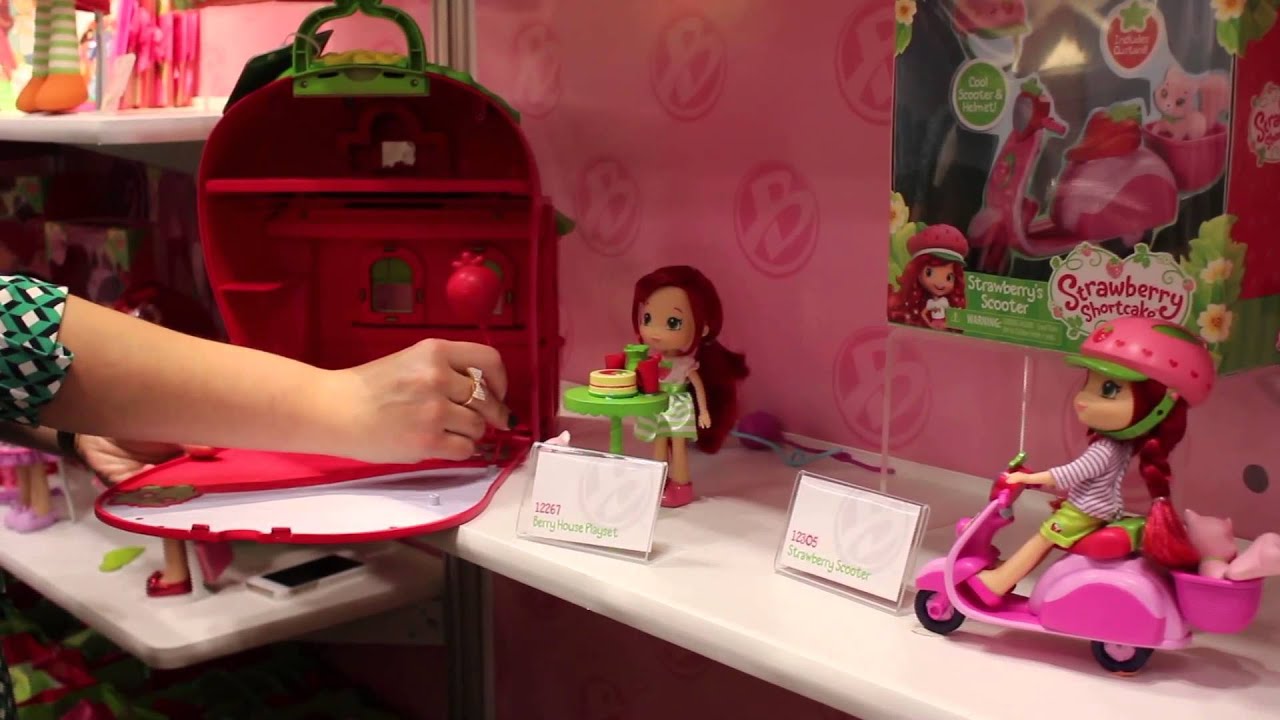 Toy Fair 2015- The Bridge Direct presents Strawberry Shortcake's