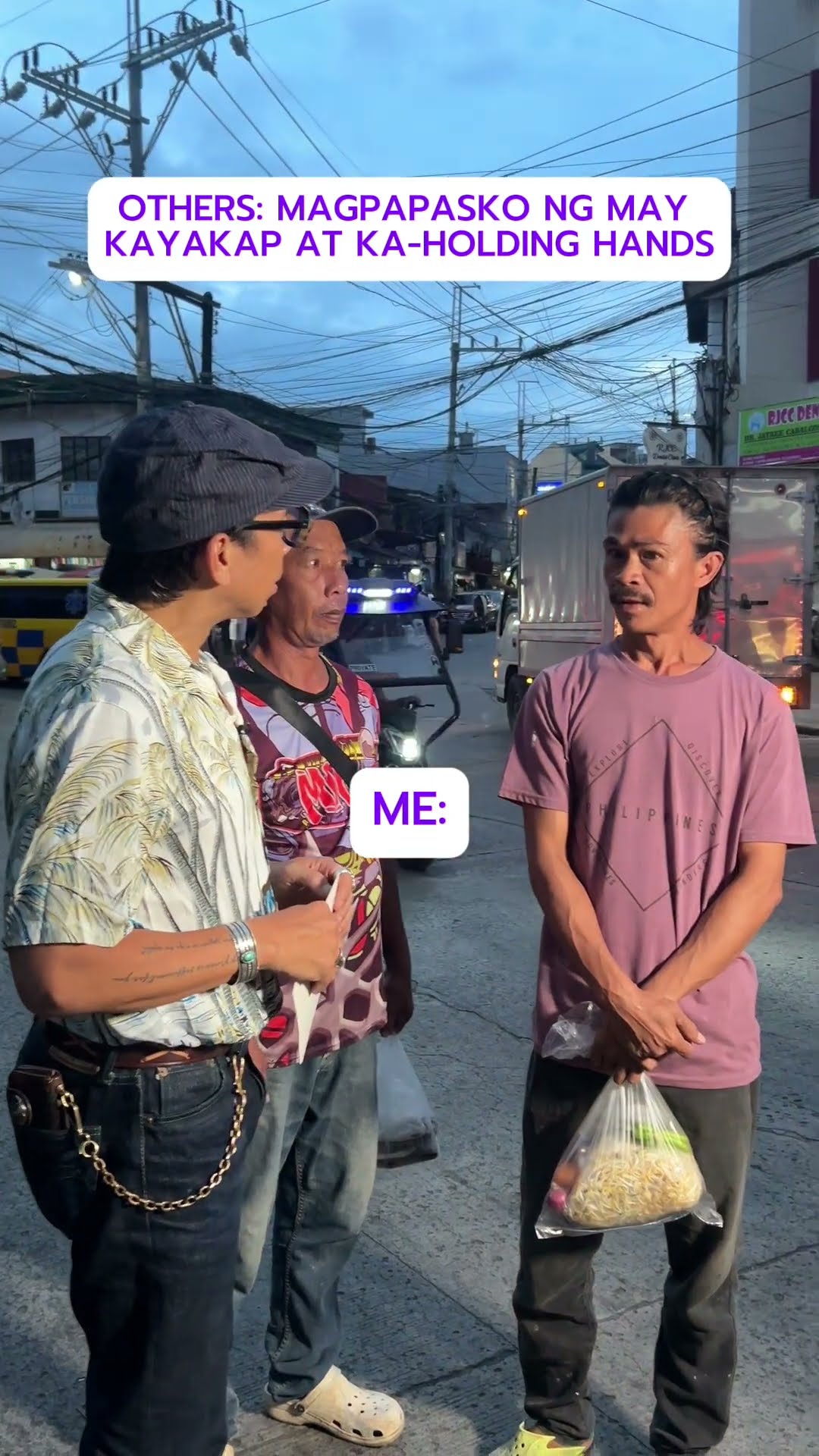 Me sa magpa-Pasko na may kayakap at ka-holding hands | Dami Mong Alam, Kuya Kim!