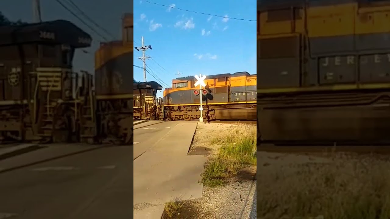 Norfolk Southern Central Of New Jersey Heritage Unit Cruising Through Muncie Indiana