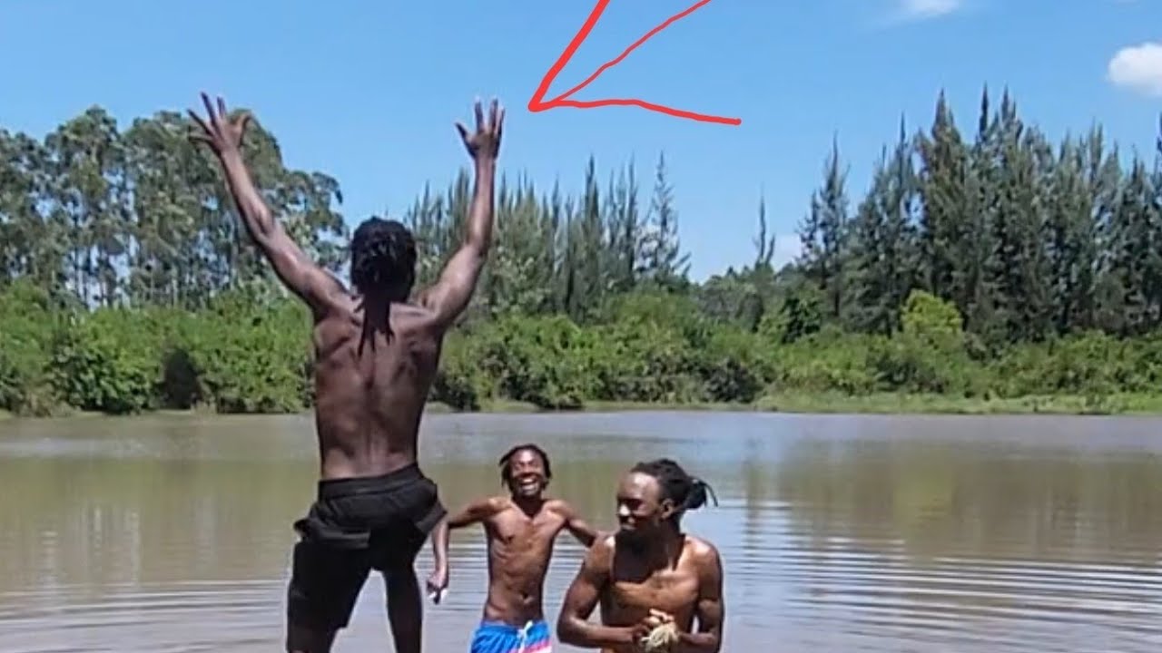 TAKING BATH IN A CRAZY SWAMP 