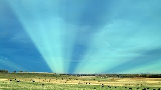 Flat Earth: Sunrise and sunset explained with anticrepuscular rays.