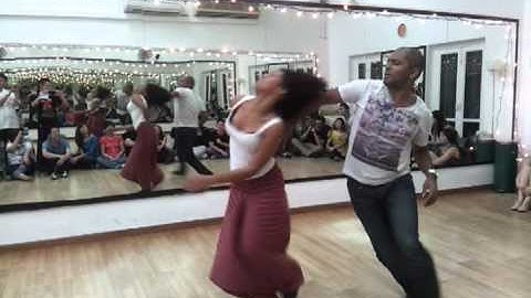 Alex de Carvalho e Daniela Wergles Zouk Rush Day 1 Social