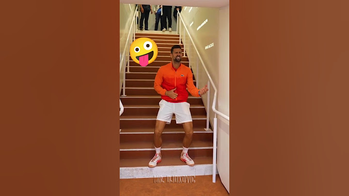 🤪 Djokovic's CRAZY celebration after beating Zverev #djokovic