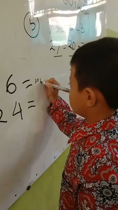 mengerjakan di papan tulis