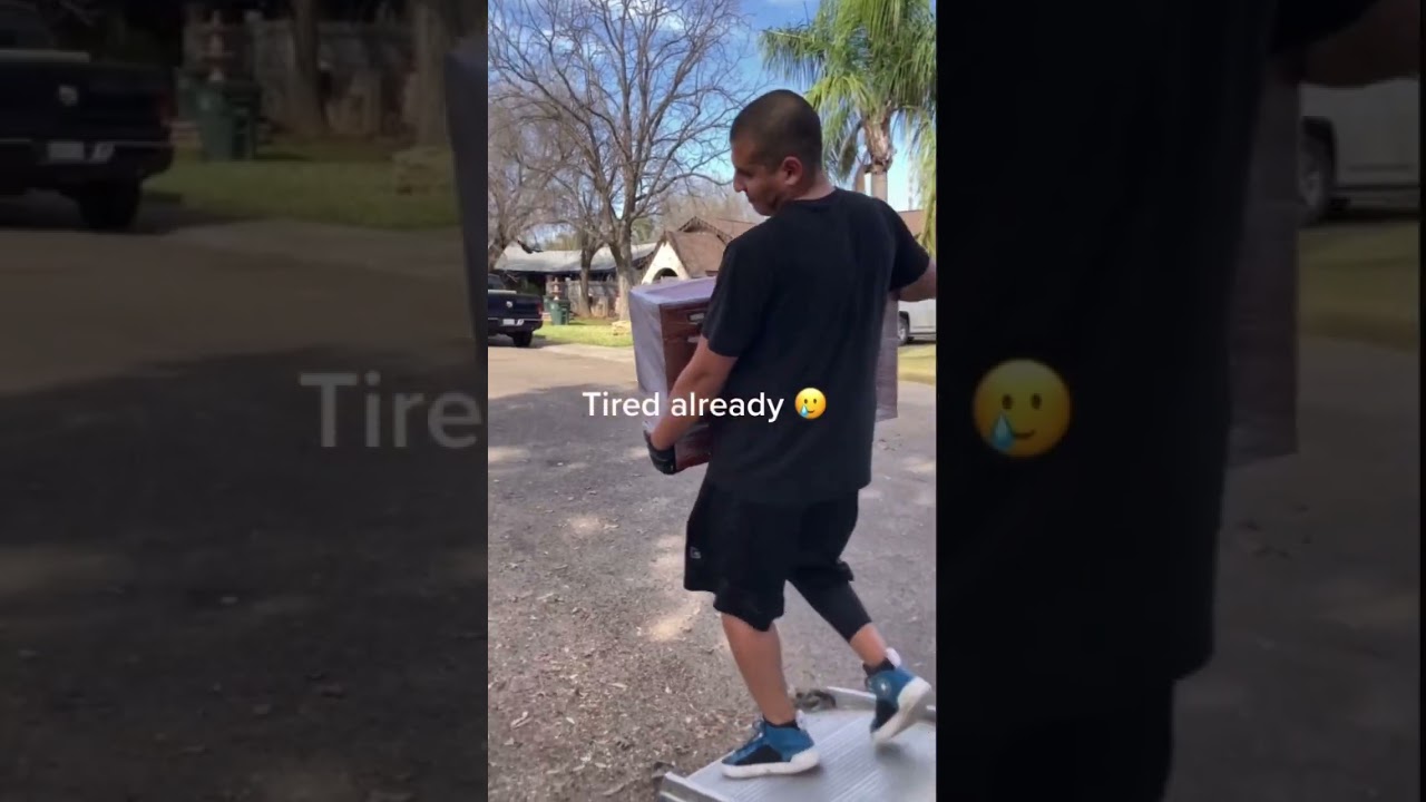 All the Taylor fans say heyy 