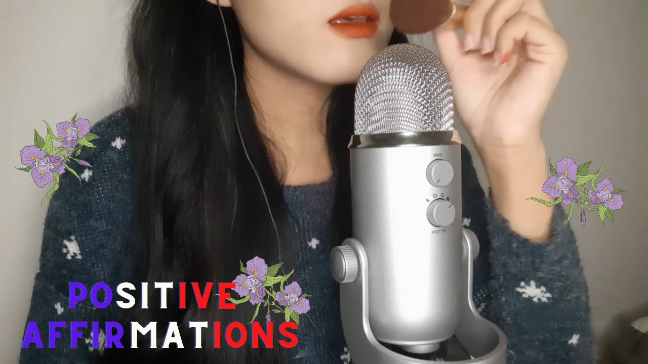 ASMR Positive Affirmations in French (hand movements) (ASMR en français)