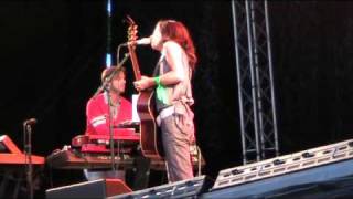 Laleh - Simon Says (Live Götaplatsen, Göteborg 2009)