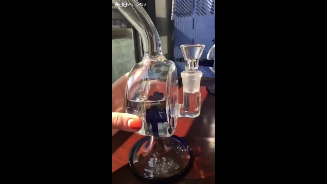 10 inch Puck Body with Vertical Propeller Water Pipe glass smoking bong