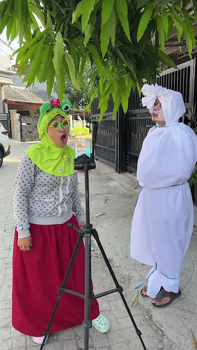 ADA POCONG MAU IKUT LAGU CIKINI KE GONDANGDIA
