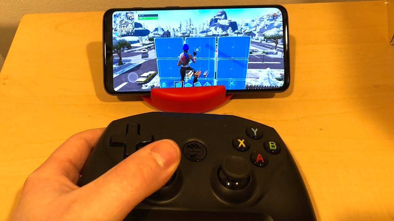 How To Play Fortnite Mobile With A Controller - 