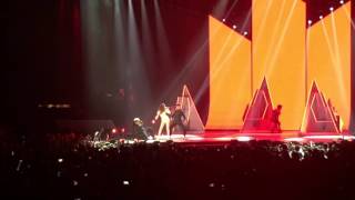 Selena gomez - come and get it live revival tour mandalay bay 2016