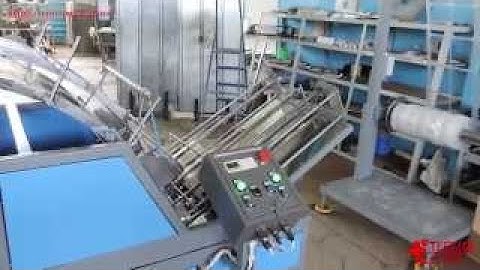 Thermoforming machine with punching and stacking unit