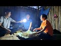 The simple life of Ly Be and Dad in a remote village & The young man's help | Ly Be Daily Life