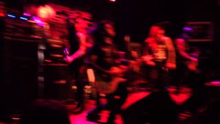 Wayne static tribute