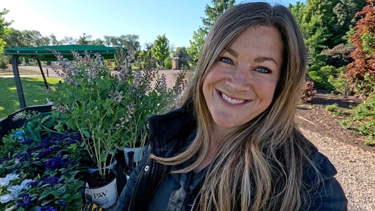 Planting the Kitchen Flower Bed, 4 Full Sun Containers, Baptisia & Snapdragons! 🏡🌿🌸