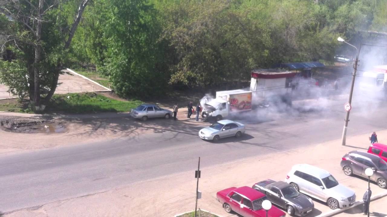 Газель горит - YouTube