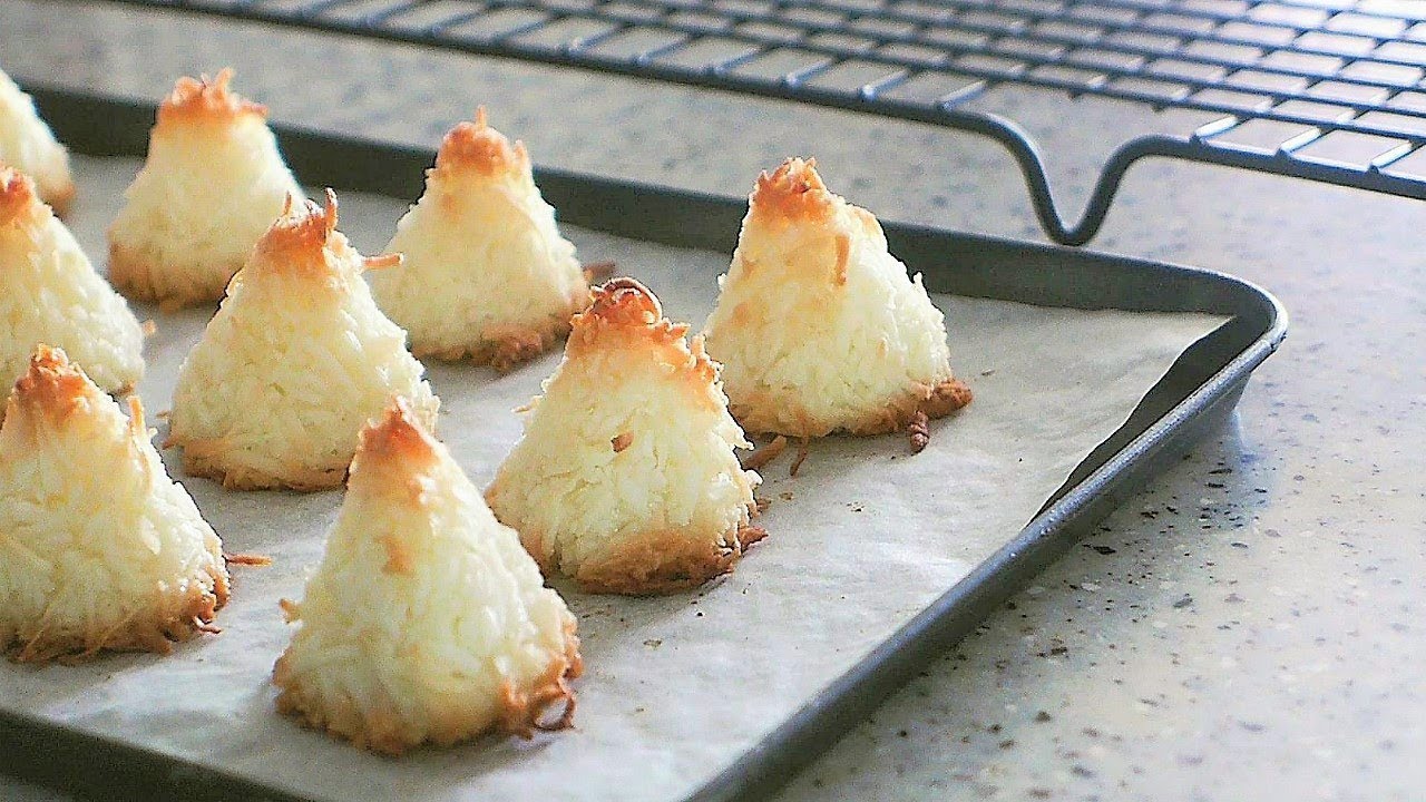 향긋달콤한 코코넛 로쉐, How to make Coconut Rocher. [Miss Ginger; 미스진저] - YouTube