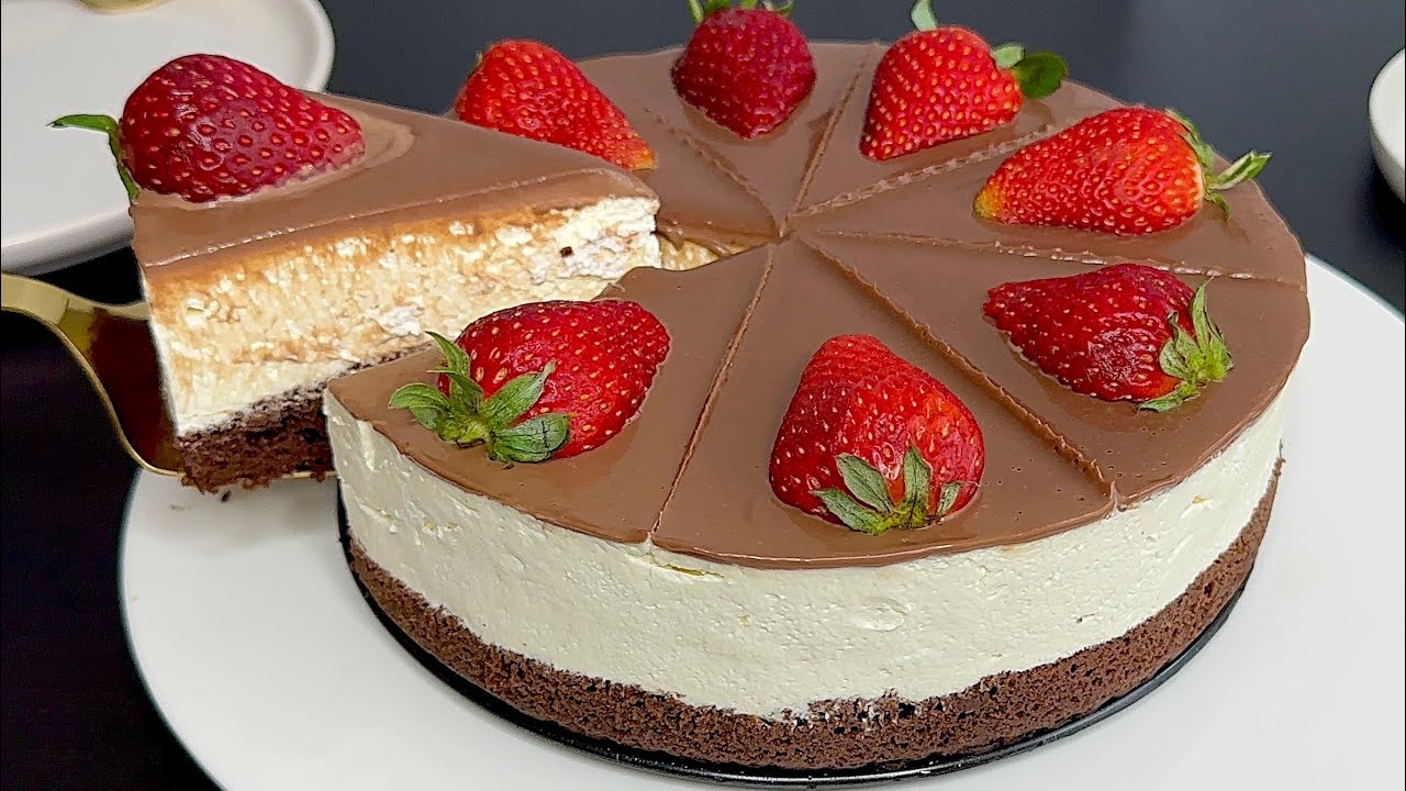 Настоящая шоколадная бомба: невероятно сливочный десерт, простой и быстрый! 😍