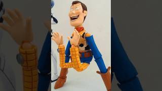 Dia pergi karena kamu terlalu banyak mengeditnya, Woody. (edit animasi 'she's gone')