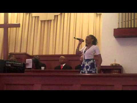 Daughter Sings at Mom's Funeral