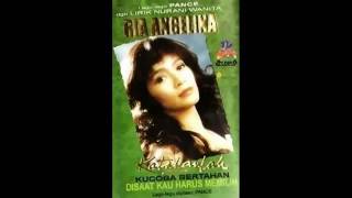 Ria Angelina  Bukan Kau Yang Pertama
