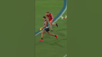 Nick Daicos is not human 🤯  #afl  #collingwood #nickdaicos