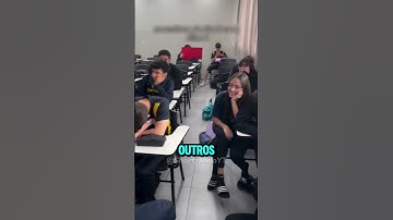 O tipo de professora que todo mundo queria ter 🥰